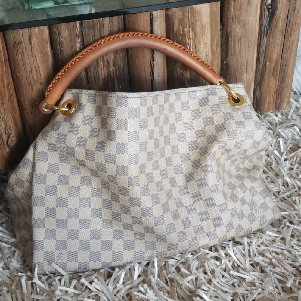 Authentic Large Shoulder Louis Vuitton